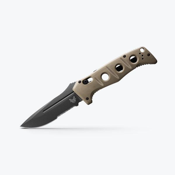 Benchmade Auto Adamas® | Desert Tan G10 | Drop-point Tungsten Gray Cerakote CPM-Cru-Wear