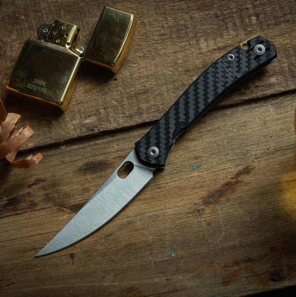 Giant Mouse ACE Bleecker Carbon Fiber & Titanium Back Satin CPM Magnacut