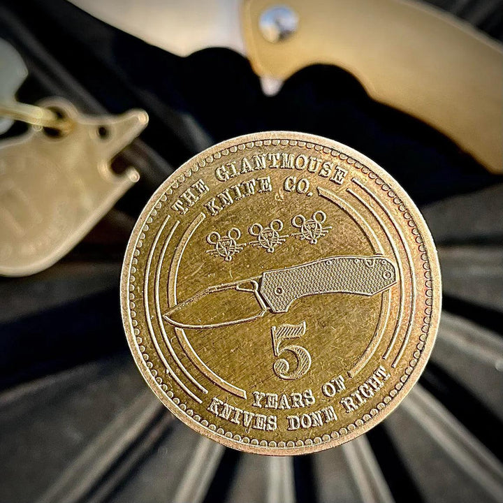 Giant Mouse 5 Year Anniversary Coin Brass - Knives.mx