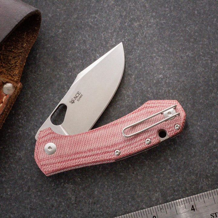 Giant Mouse ACE Atelier “Mini-Grand” Red Canvas Micarta Stonewash Elmax - Knives.mx