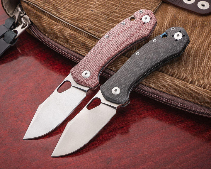 Giant Mouse ACE Atelier “Mini-Grand” Red Canvas Micarta Stonewash Elmax - Knives.mx