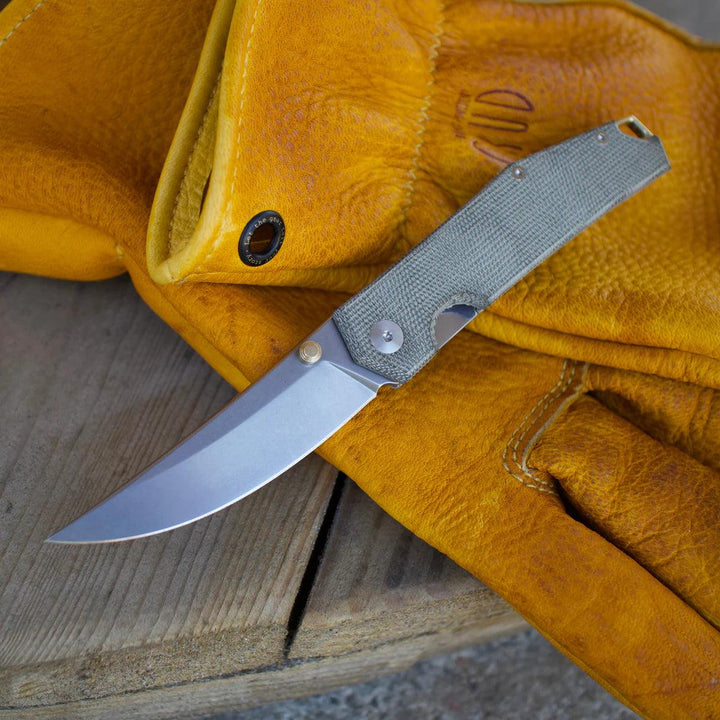 Giant Mouse ACE Clyde Green Canvas Micarta Stonewash Elmax - Knives.mx