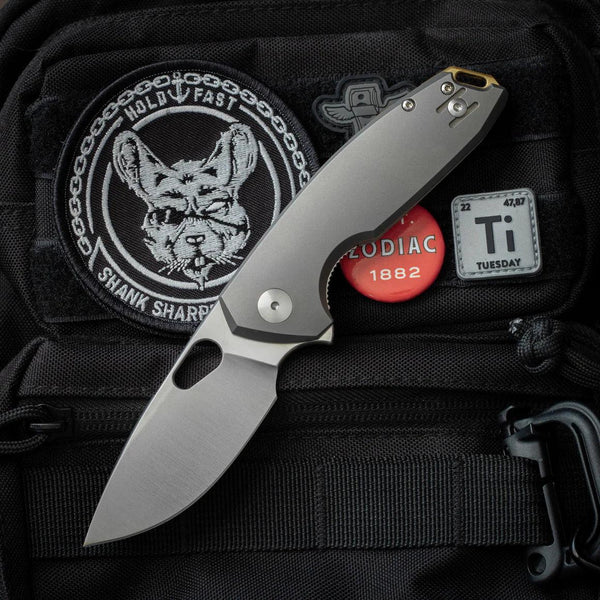 Giant Mouse ACE Tribeca Titanium Satin Magnacut - Knives.mx