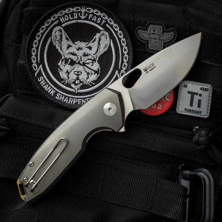 Giant Mouse ACE Tribeca Titanium Satin Magnacut - Knives.mx