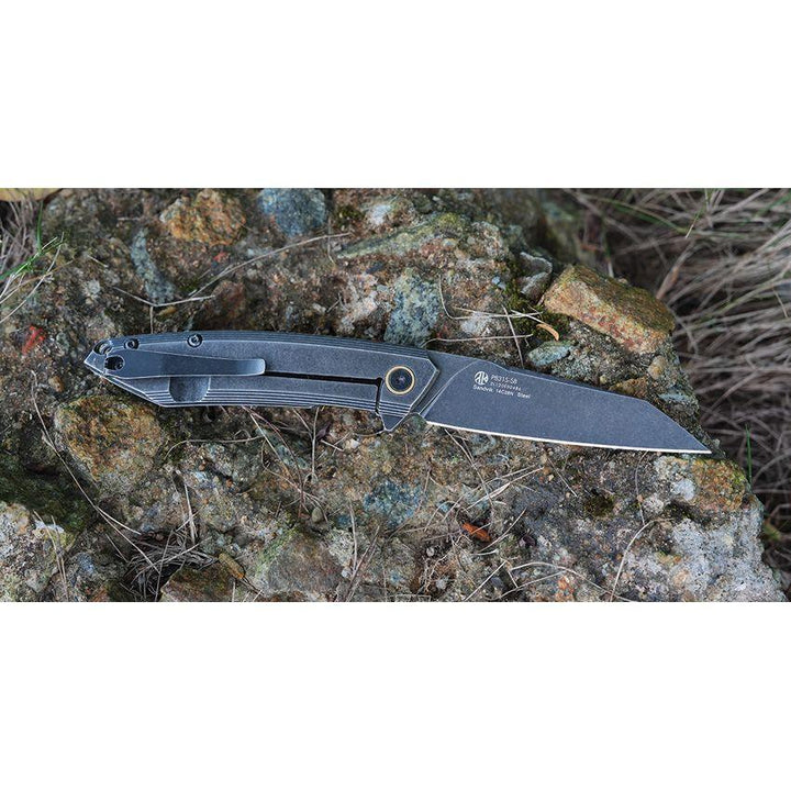 Ruike P831 Framelock Blackout Stainless Handle Stonewash 14C28N Sandvik - Knives.mx