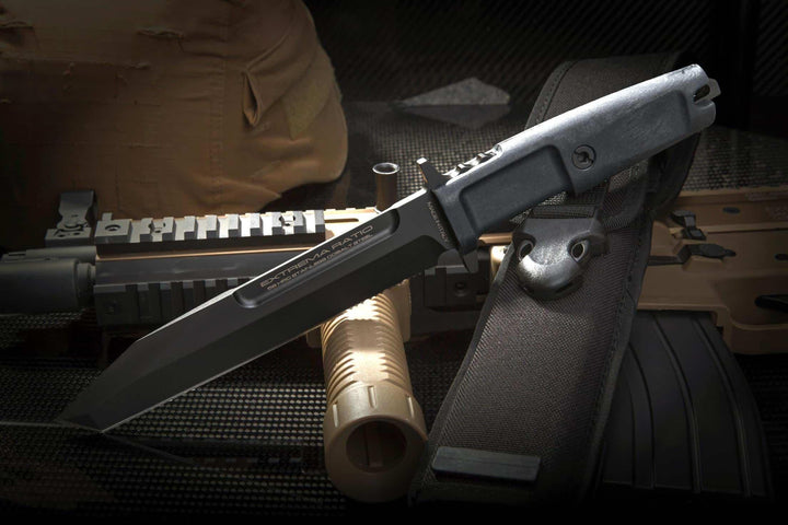 Extrema Ratio Fulcrum Black Partially Serrated Tanto N690 - Knives.mx