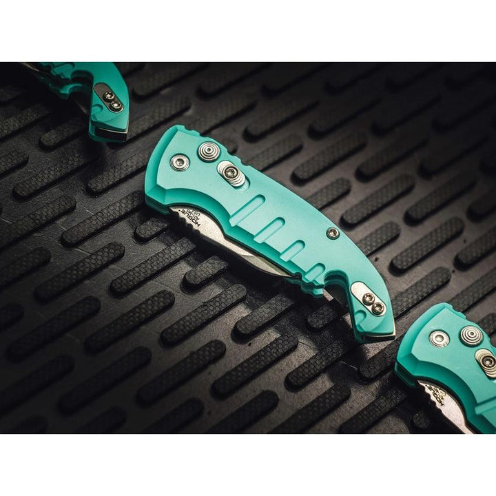 Hogue Auto A01 Microswitch Button Aquamarine Aluminum Tumbled Wharncliffe CPM 154CM - Knives.mx