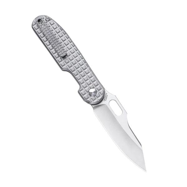 Kizer Cutlery Cormorant Button Lock Gray Sculpted Titanium Satin CPM-20CV - Knives.mx
