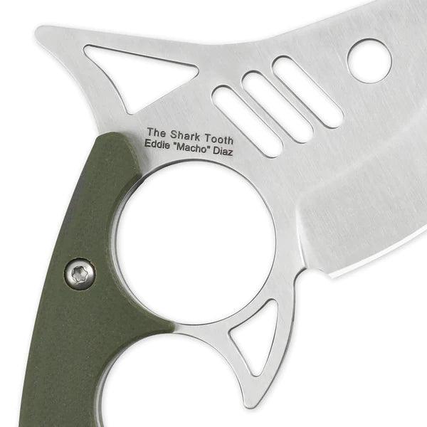 Kizer Cutlery The Shark Tooth CF Green Satin Bohler N690 - Knives.mx