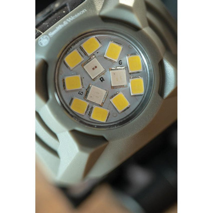 Smith & Wesson Night Guard Headlamp Quad - Knives.mx
