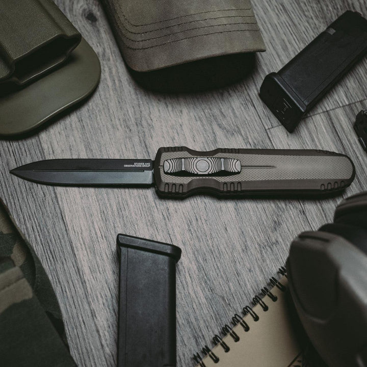 SOG Auto Pentagon OTF Flat Dark Earth Aluminum TiNi Coated CRYO Spear Point S35VN - Knives.mx