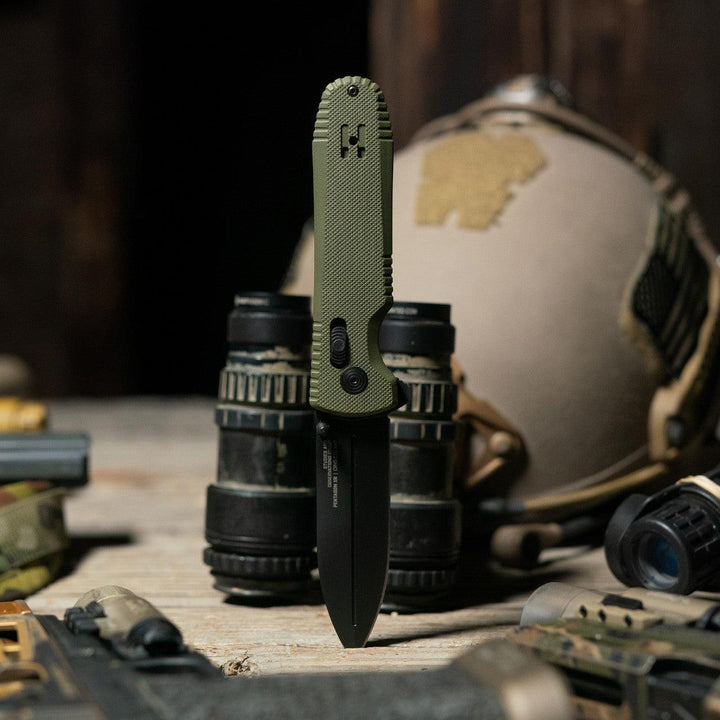 SOG Pentagon XR Lock OD Green G10 Black Titanium Nitride Spear Point CRYO CTS XHP - Knives.mx