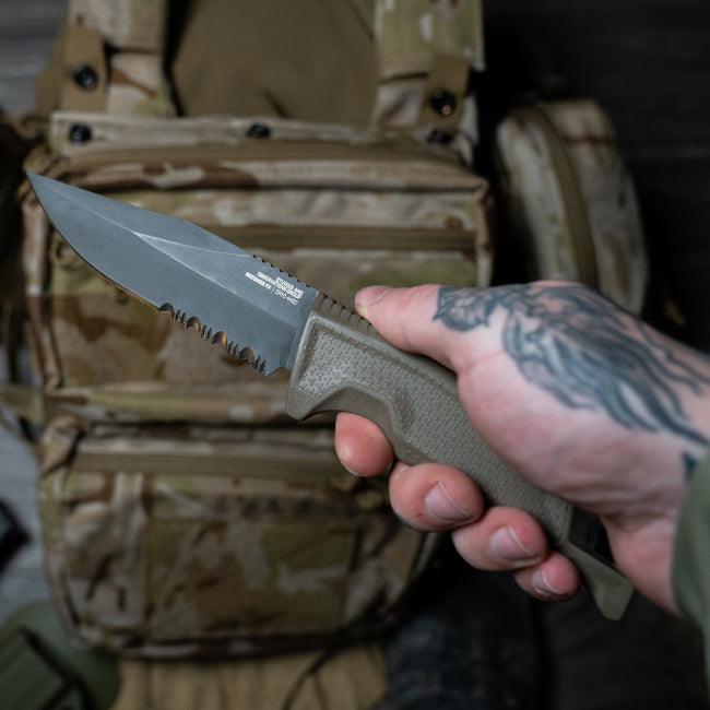 SOG Recondo Fx FDE Dark Earth Rubber TiNi Coated Serrated 440C - Knives.mx