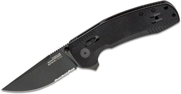SOG-Tac XR Lock Blackout G10 Serrated Coated D2 - Knives.mx