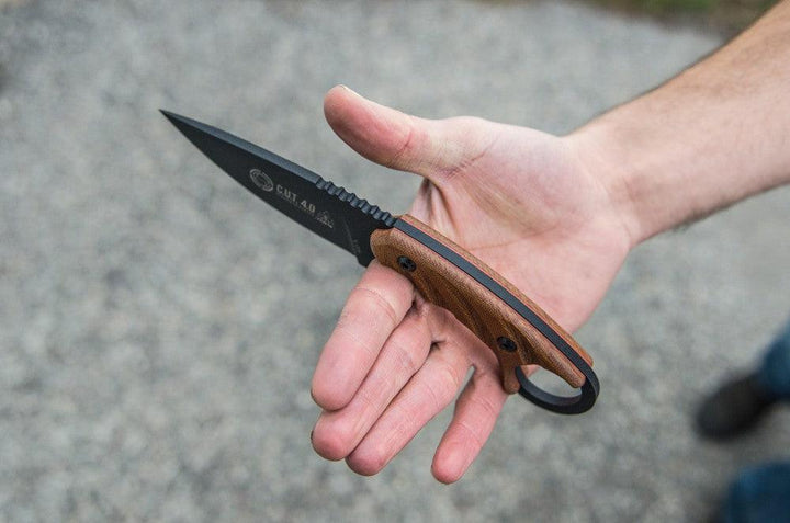 TOPS Knives C.U.T. 4.0 Combat Utility Tool Tan Canvas Micarta Traction Coating 1095HC - Knives.mx
