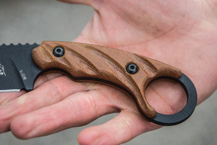 TOPS Knives C.U.T. 4.0 Combat Utility Tool Tan Canvas Micarta Traction Coating 1095HC - Knives.mx