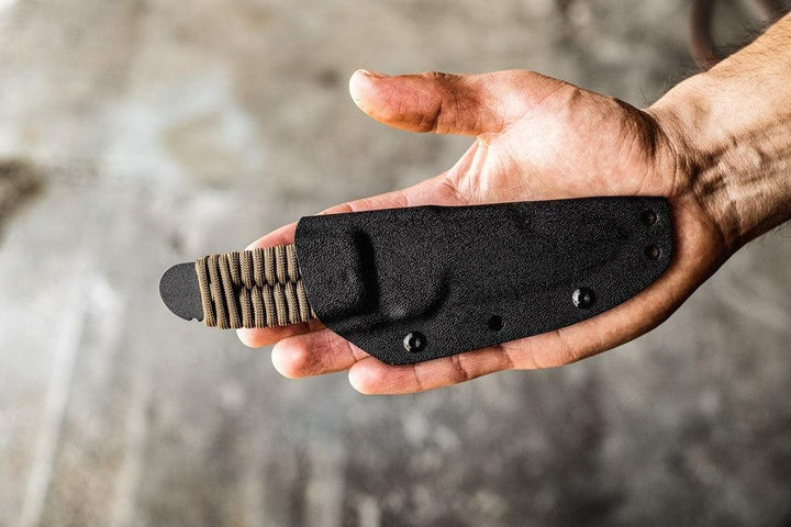 TOPS Knives Desert Fox Paracord Wrap Tactical Gray 1095HC - Knives.mx