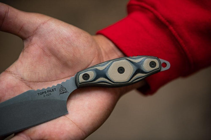 TOPS Knives Filet Tan/Black SureTouch G10 Tumble 154CM - Knives.mx