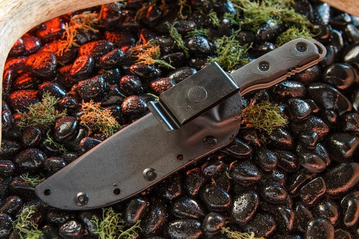 TOPS Knives Idaho Hunter Snake River Edition Black Linen Micarta Black River 1095HC - Knives.mx