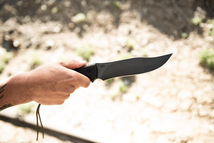 TOPS Knives Longhorn Bowie Black Linen Micarta Black River Wash 1095HC - Knives.mx