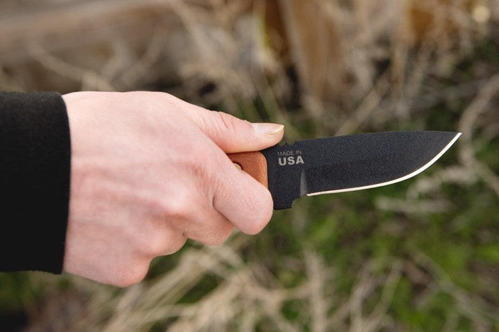 TOPS Knives Overlander 2 Tan Canvas Micarta Black Traction Coating 1095HC - Knives.mx