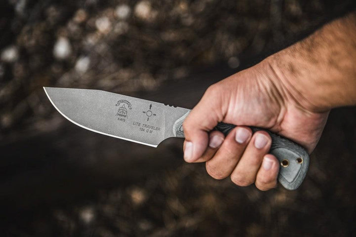 TOPS Knives Pasayten Lite Traveller Black Linen Micarta 154cm - Knives.mx