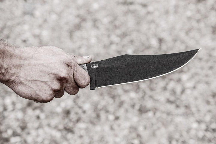 TOPS Knives Prather War Bowie Black Linen Micarta Rocky M Tread Black Coating 1095HC - Knives.mx