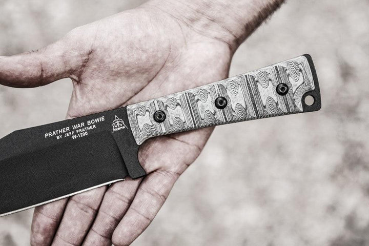 TOPS Knives Prather War Bowie Black Linen Micarta Rocky M Tread Black Coating 1095HC - Knives.mx