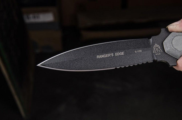 TOPS Knives Rangers Edge Black Linen Micarta Black Traction Coating 1095HC - Knives.mx