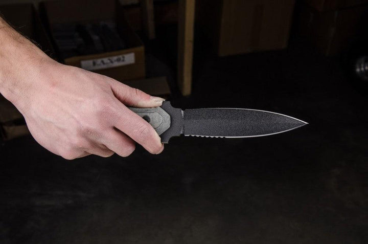 TOPS Knives Rangers Edge Black Linen Micarta Black Traction Coating 1095HC - Knives.mx
