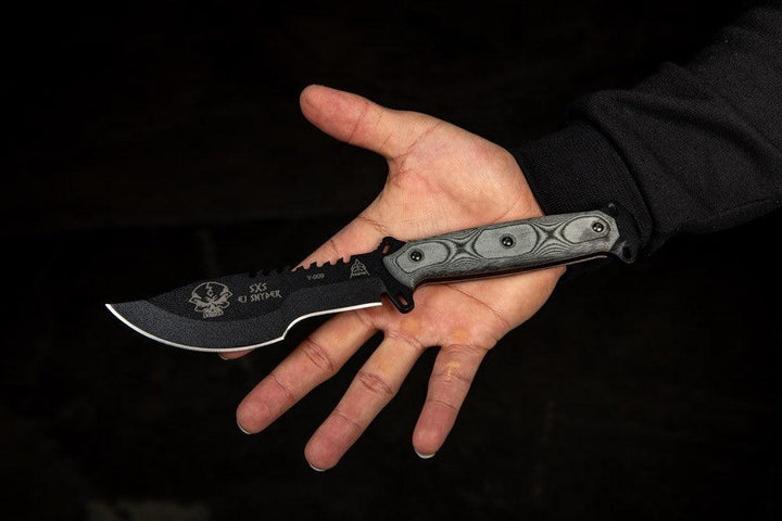 TOPS Knives Skullcrushers Xtreme Sidekick Black Linen Micarta Coating 1095HC - Knives.mx