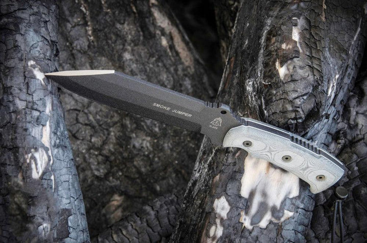 TOPS Knives Smoke Jumper Black Linen Micarta Traction Coating 1095HC - Knives.mx