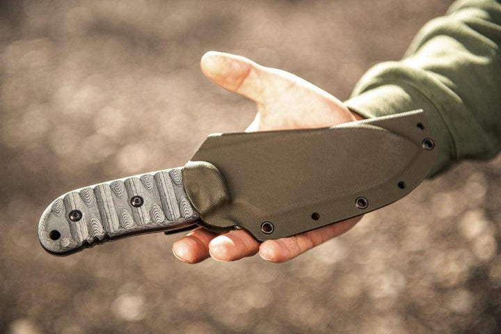 TOPS Knives Stryker Defender Tool Black Linen Micarta Traction Coating 1095HC - Knives.mx