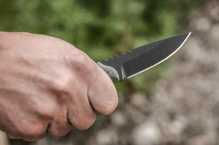 TOPS Knives UTE-Utility Tool Edged Black Linen Micarta Black Coating 1095HC - Knives.mx