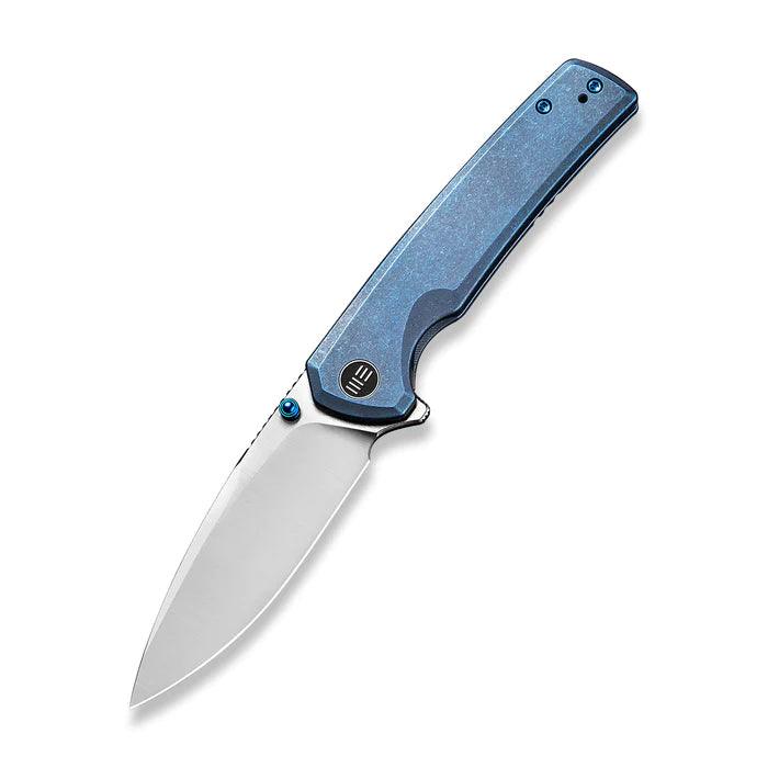 We Knife Subjugator Framelock Blue 6AL4V Titanium Satin CPM 20CV - Knives.mx